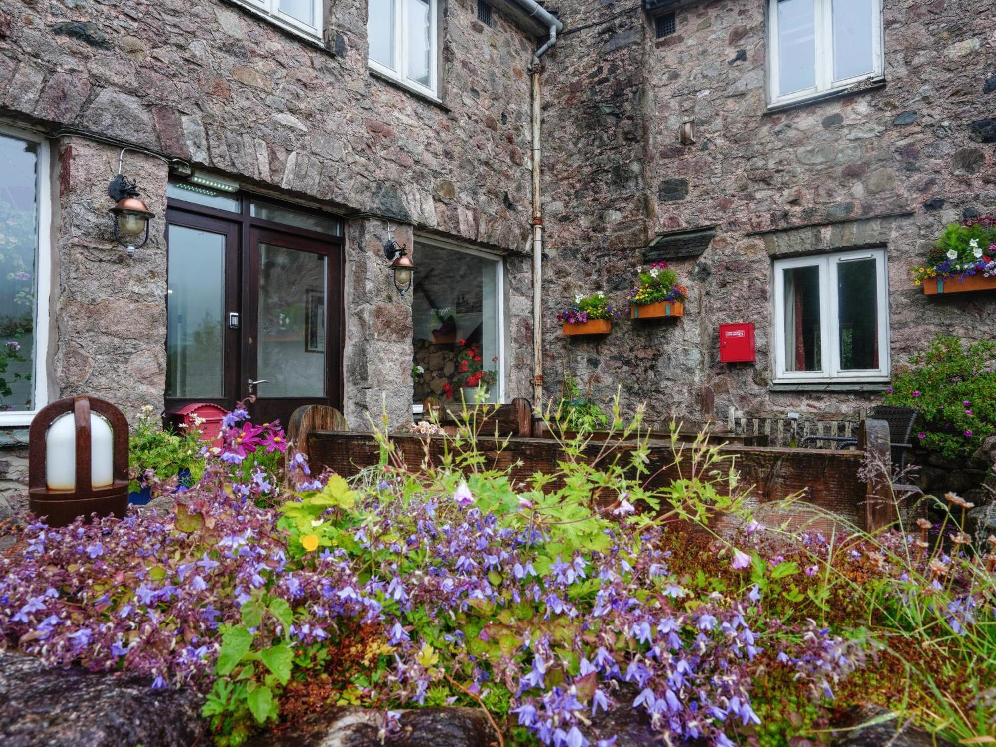 Yha Eskdale Hostel Exterior photo